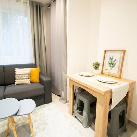 Studio Calme 3 Min Gare Apartment Mantes-la-Jolie Exterior photo